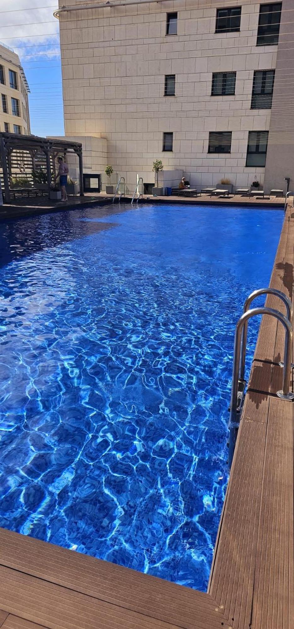 Deluxe 1-Bed Apartment In The City Centre Gibraltar Exterior photo